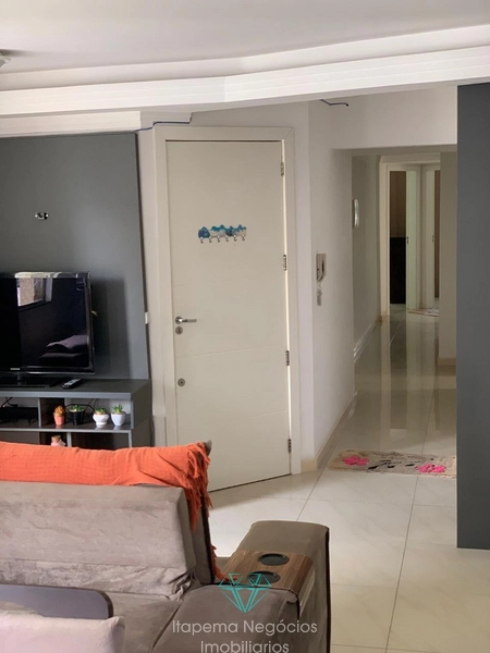 Apartamento de 2 Suítes – 98m², 1 Vaga de Garagem – Meia Praia: 3ª foto da galeria de imagens do imóvel