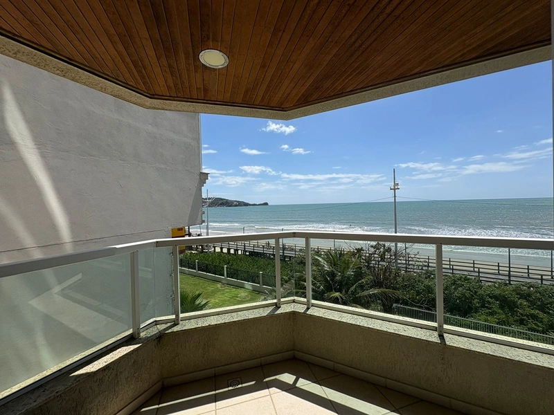 Apartamento Frente Mar em Itapema: 3ª foto da galeria de imagens do imóvel