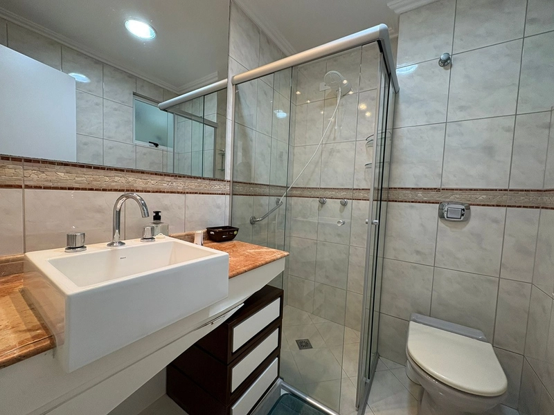 Apartamento Frente Mar em Itapema: 18ª foto da galeria de imagens do imóvel