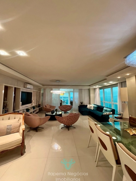Apartamento com 04 Suítes Finamente Mobiliado, com vista mar: 6ª foto da galeria de imagens do imóvel