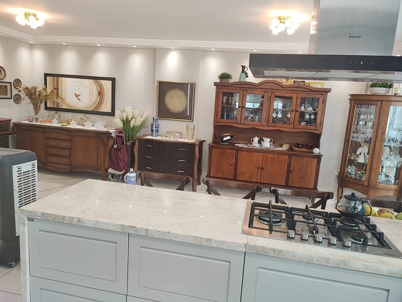 APARTAMENTO DIFERENCIADO – QUADRA MAR | FRENTE AV. NEREU RAMOS: 9ª foto da galeria de imagens do imóvel