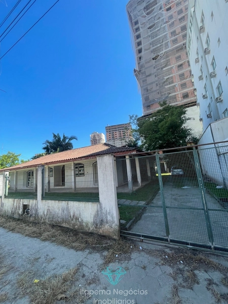 Casa no Perequê, 300 metros do mar!: 5ª foto da galeria de imagens do imóvel