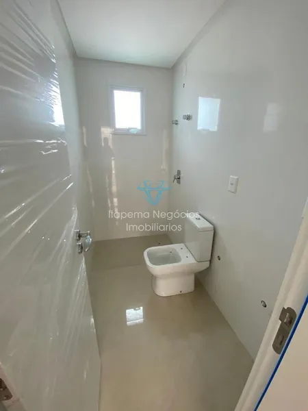 Apartamento 4 Dormitórios Sendo 4 Suítes - Avenida Nereu Ramos.: 46ª foto da galeria de imagens do imóvel