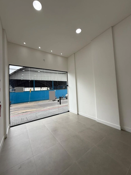 Sala Comercial para Locação: 2ª foto da galeria de imagens do imóvel