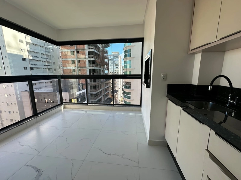 Apartamento com 3 suítes à venda em Meia Praia: 10ª foto da galeria de imagens do imóvel