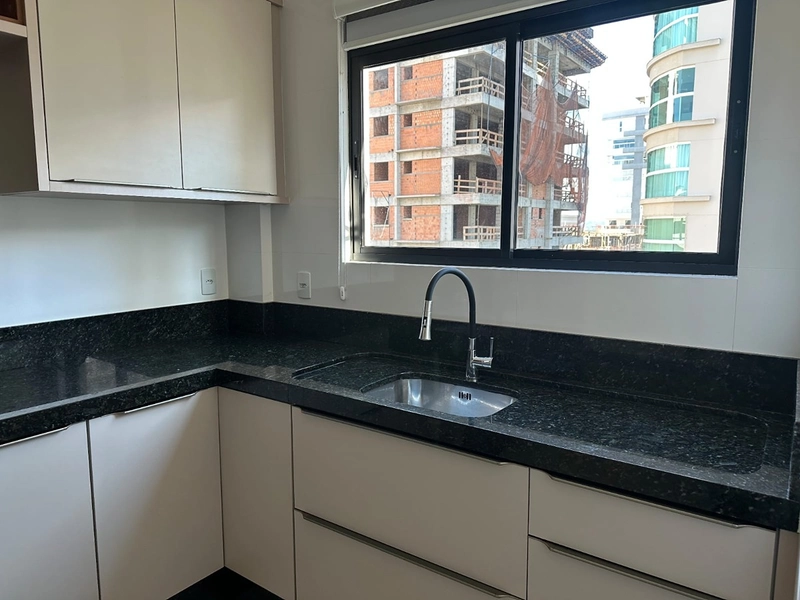 Apartamento com 3 suítes à venda em Meia Praia: 7ª foto da galeria de imagens do imóvel