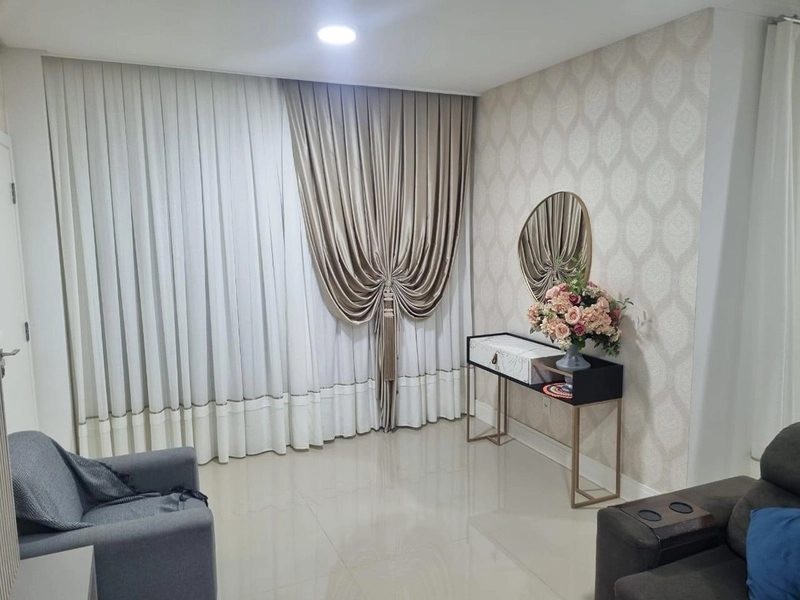 Locação de Temporada – Meia Praia | Quadra Mar: 3ª foto da galeria de imagens do imóvel