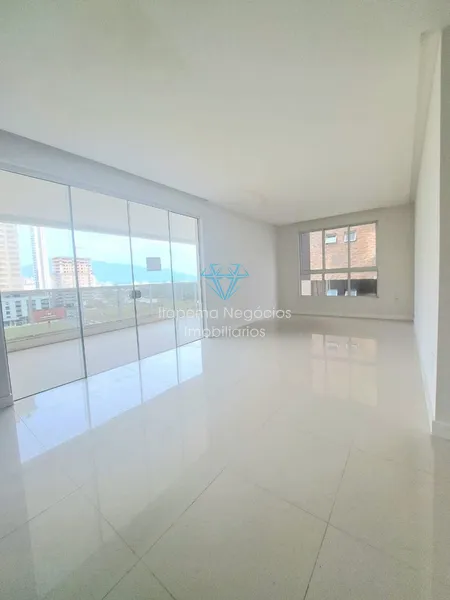 Apartamento 3 Suítes - Quadra do mar, aproximados 50 metros do mar.: 2ª foto da galeria de imagens do imóvel
