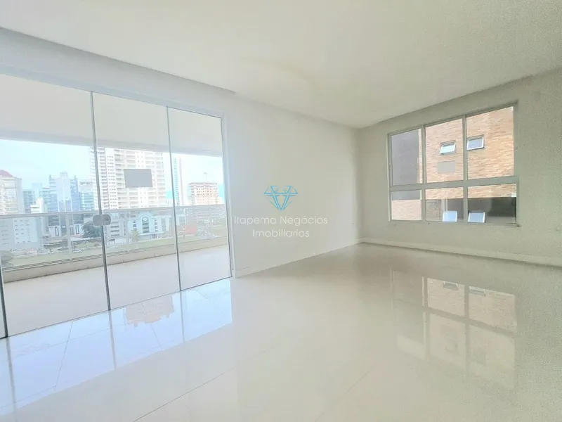 Apartamento 3 Suítes - Quadra do mar, aproximados 50 metros do mar.: 3ª foto da galeria de imagens do imóvel
