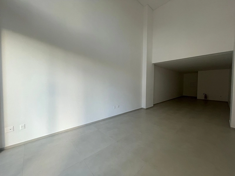 SALAS COMERCIAIS PARA LOCAÇÃO – MEIA PRAIA, ITAPEMA: 1ª foto da galeria de imagens do imóvel