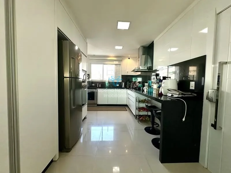 VENDA – APARTAMENTO DE ALTO PADRÃO | MEIA PRAIA: 31ª foto da galeria de imagens do imóvel
