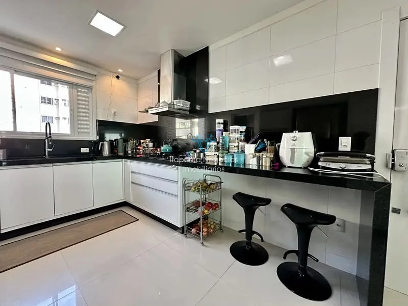 VENDA – APARTAMENTO DE ALTO PADRÃO | MEIA PRAIA: 32ª foto da galeria de imagens do imóvel