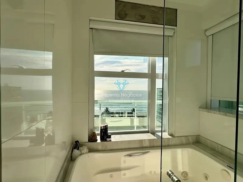 VENDA – APARTAMENTO DE ALTO PADRÃO | MEIA PRAIA: 42ª foto da galeria de imagens do imóvel