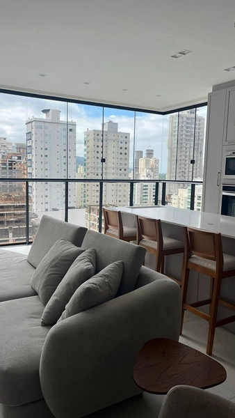 Apartamento à venda na Meia Praia – Itapema/SC: 2ª foto da galeria de imagens do imóvel