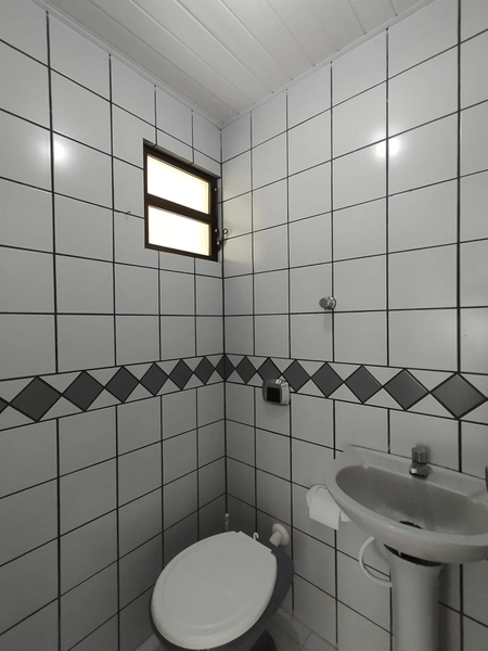 Sala Comercial para Locação – Centro de Itapema: 8ª foto da galeria de imagens do imóvel