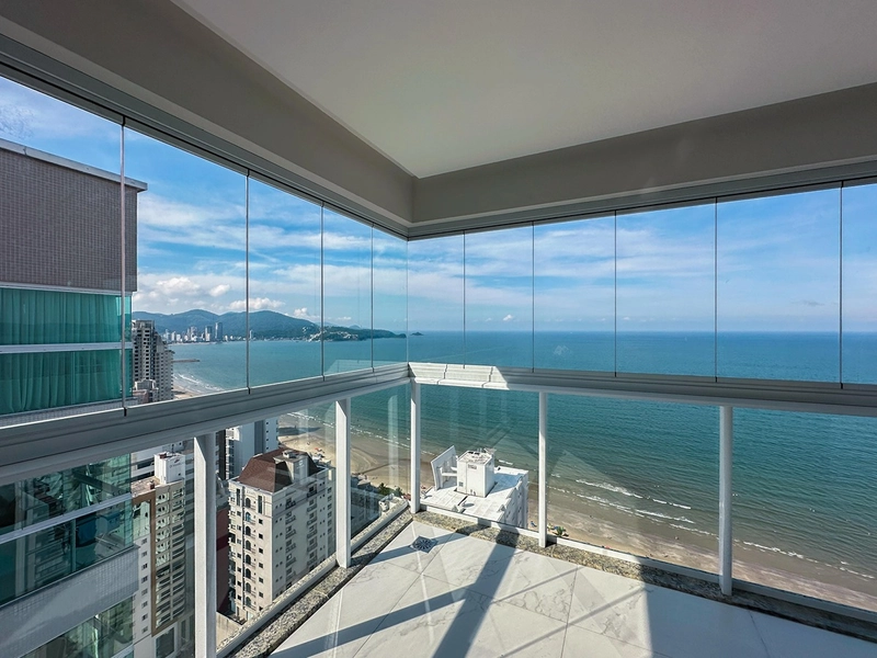 APARTAMENTO À VENDA – ALTO PADRÃO EM ITAPEMA: 2ª foto da galeria de imagens do imóvel