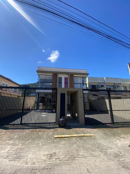 Sobrado para locação anual ,  2 quartos, 1 suíte. : 4ª foto da galeria de imagens do imóvel