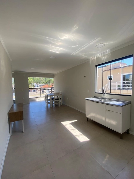 Sobrado para locação anual ,  2 quartos, 1 suíte. : 2ª foto da galeria de imagens do imóvel