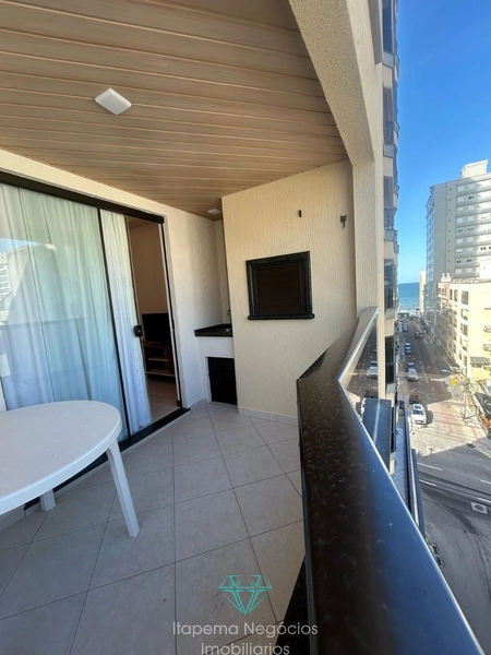 Esquina c/ Avenida Nereu Ramos, apenas 100 metros do mar.: 11ª foto da galeria de imagens do imóvel