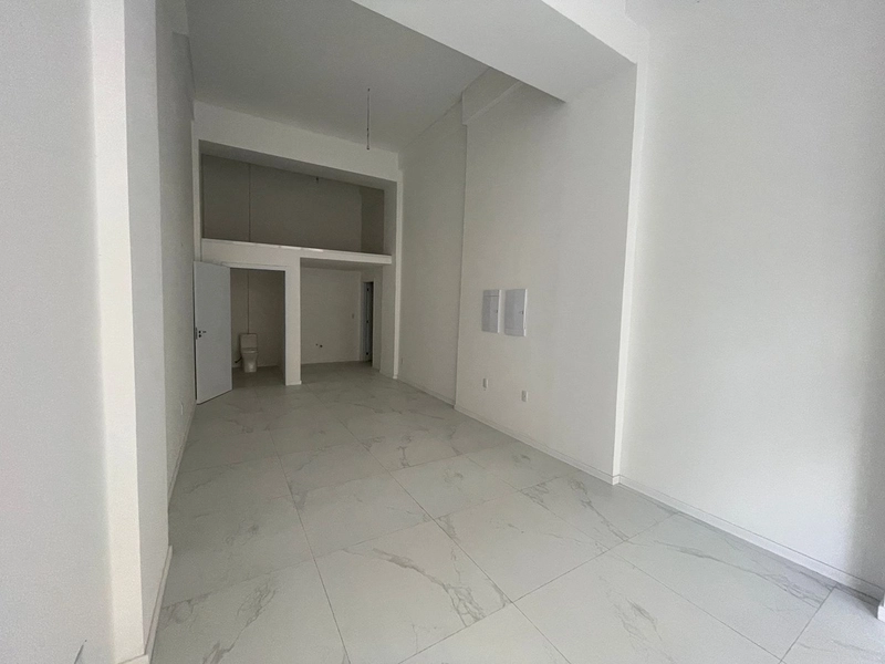 Sala Comercial para Locação na Segunda Quadra: 4ª foto da galeria de imagens do imóvel