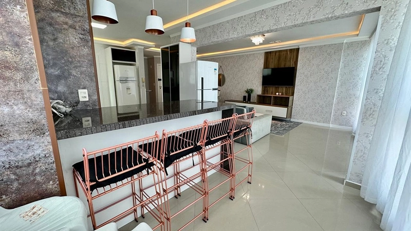 Apartamento à Venda na Meia Praia – Segunda Quadra do Mar: 4ª foto da galeria de imagens do imóvel