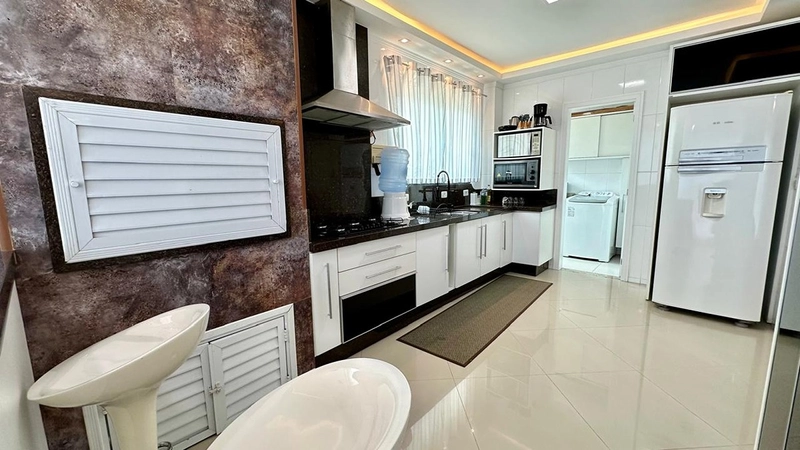 Apartamento à Venda na Meia Praia – Segunda Quadra do Mar: 6ª foto da galeria de imagens do imóvel