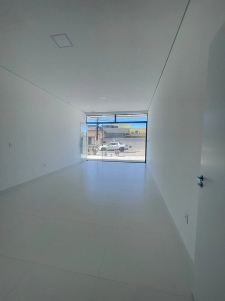 Sala comercial em Alto São Bento. : 2ª foto da galeria de imagens do imóvel