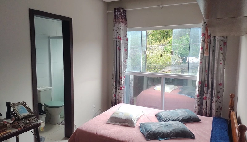 SOBRADO – PORTO BELO/SC: 2ª foto da galeria de imagens do imóvel