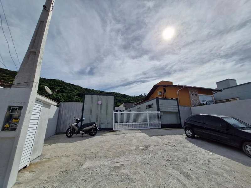 LOCAÇÃO DE LOFT – PORTO BELO: 2ª foto da galeria de imagens do imóvel