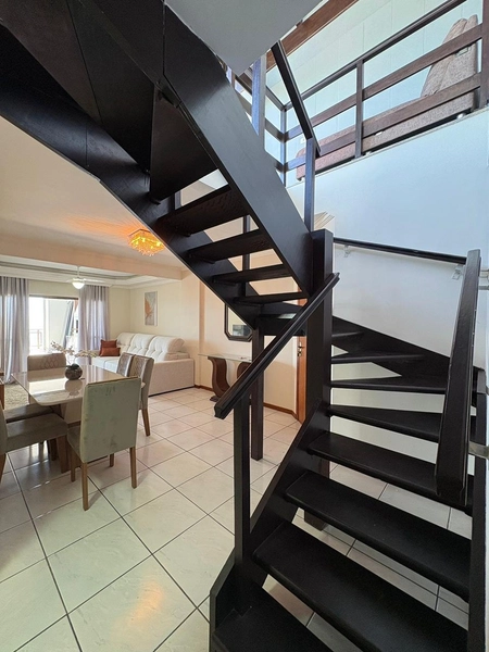 REALIZE UM SONHO! Apartamento Duplex na cobertura frente mar no bairro Meia Praia- Itapema SC: 14ª foto da galeria de imagens do imóvel
