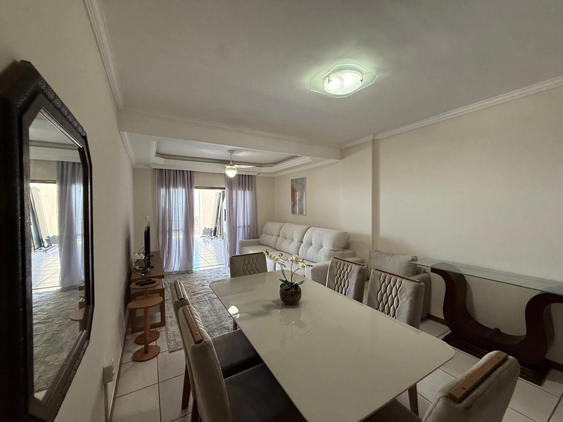 REALIZE UM SONHO! Apartamento Duplex na cobertura frente mar no bairro Meia Praia- Itapema SC: 20ª foto da galeria de imagens do imóvel