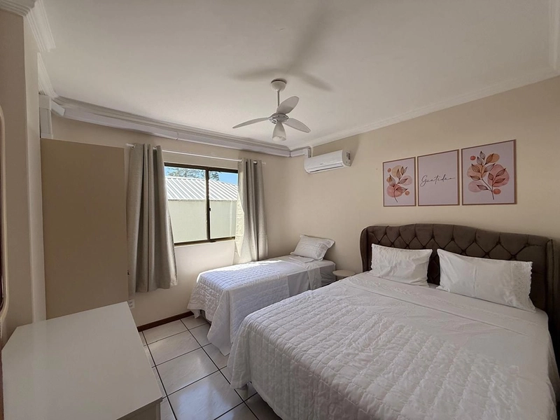 REALIZE UM SONHO! Apartamento Duplex na cobertura frente mar no bairro Meia Praia- Itapema SC: 23ª foto da galeria de imagens do imóvel