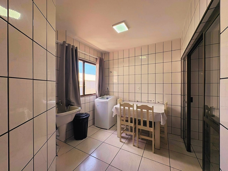 REALIZE UM SONHO! Apartamento Duplex na cobertura frente mar no bairro Meia Praia- Itapema SC: 41ª foto da galeria de imagens do imóvel