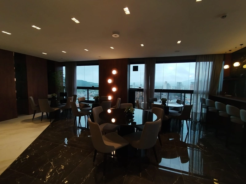 REALIZE UM SONHO! Belissima apartamento de alto padrão localizada no bairo Balneario Perequê com uma bela vista do mar: 11ª foto da galeria de imagens do imóvel