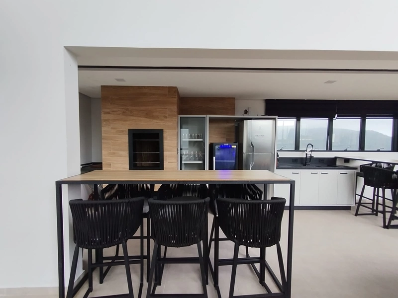 REALIZE UM SONHO! Belissima apartamento de alto padrão localizada no bairo Balneario Perequê com uma bela vista do mar: 27ª foto da galeria de imagens do imóvel