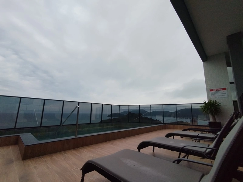 REALIZE UM SONHO! Belissima apartamento de alto padrão localizada no bairo Balneario Perequê com uma bela vista do mar: 34ª foto da galeria de imagens do imóvel