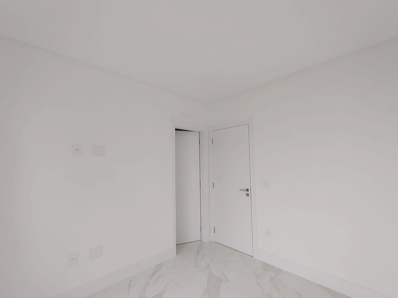 REALIZE UM SONHO! Belissima apartamento de alto padrão localizada no bairo Balneario Perequê com uma bela vista do mar: 45ª foto da galeria de imagens do imóvel