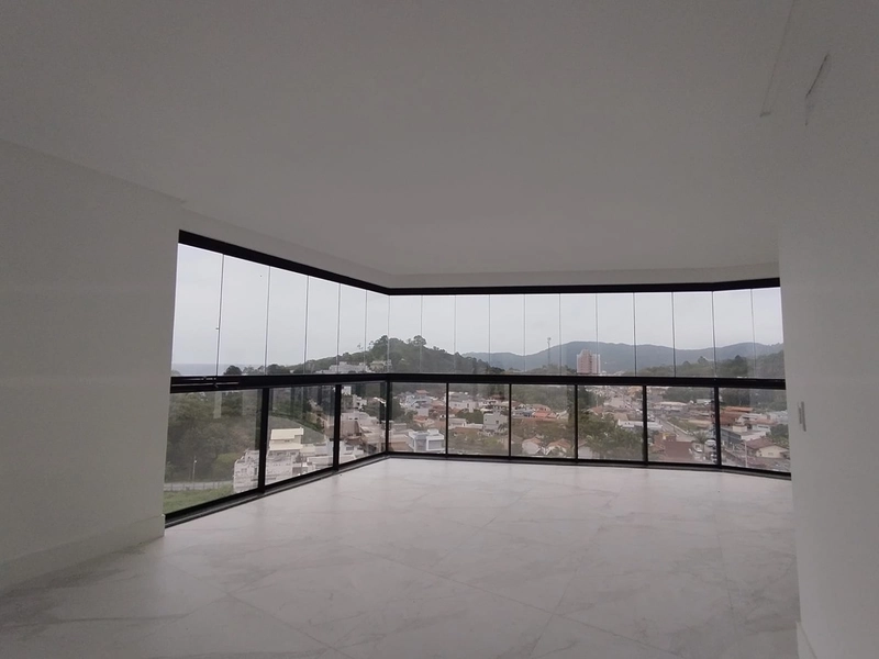 REALIZE UM SONHO! Belissima apartamento de alto padrão localizada no bairo Balneario Perequê com uma bela vista do mar: 36ª foto da galeria de imagens do imóvel