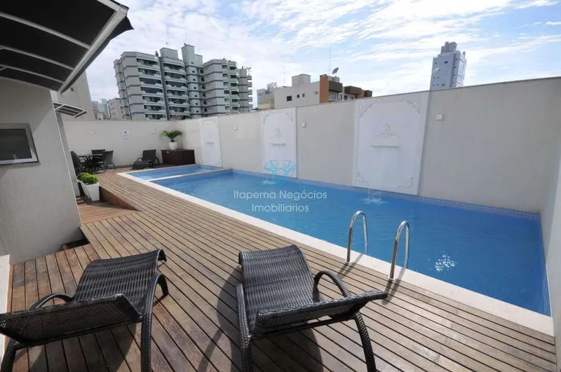 Apartamento com 04 Dormitórios - 05 Banheiros: 1ª foto da galeria de imagens do imóvel
