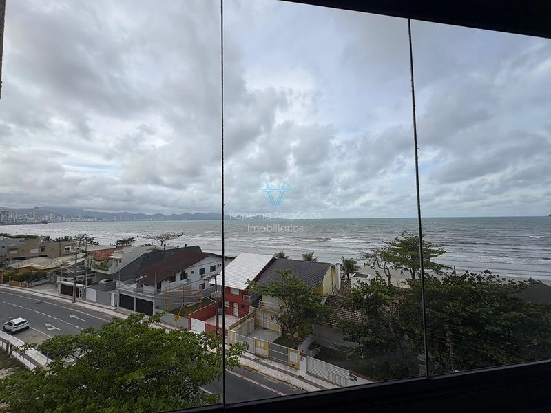 Apartamento bem localizado na avenida principal do bairro Perequê Porto Belo: 10ª foto da galeria de imagens do imóvel