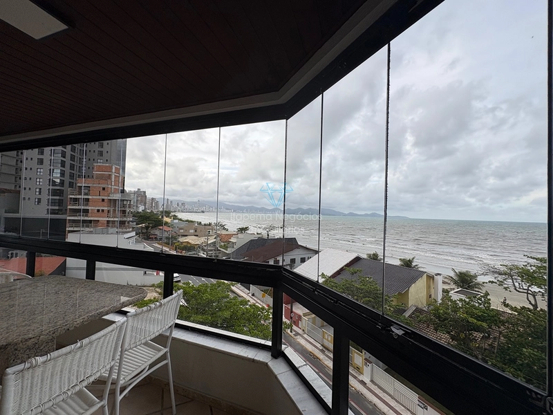 Apartamento bem localizado na avenida principal do bairro Perequê Porto Belo: 9ª foto da galeria de imagens do imóvel