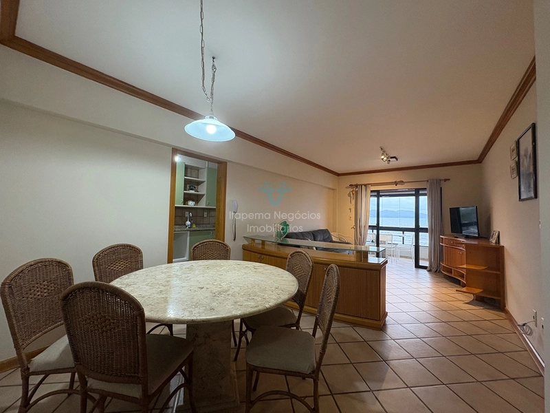 Apartamento bem localizado na avenida principal do bairro Perequê Porto Belo: 5ª foto da galeria de imagens do imóvel