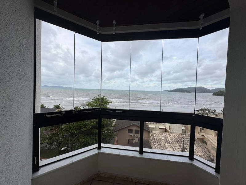 Apartamento bem localizado na avenida principal do bairro Perequê Porto Belo: 11ª foto da galeria de imagens do imóvel