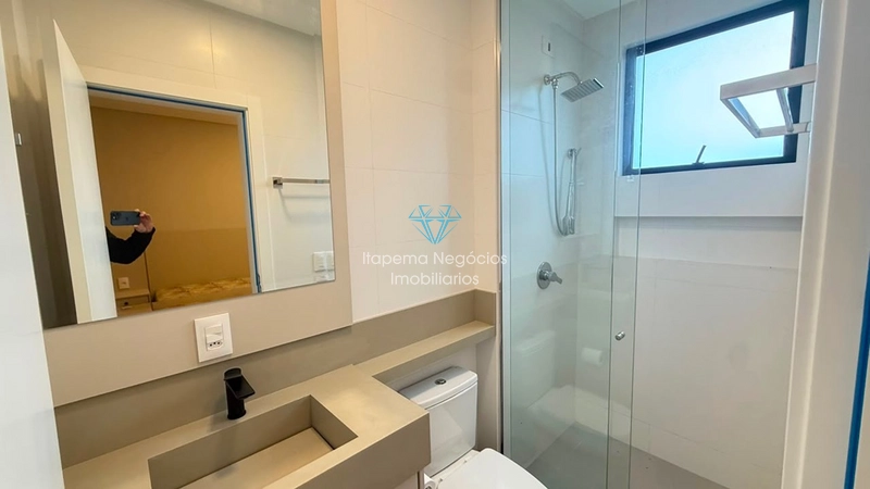 Apartamento 3 Dormitórios Sendo 3 Suítes . Quadra mar, Meia Praia.: 17ª foto da galeria de imagens do imóvel