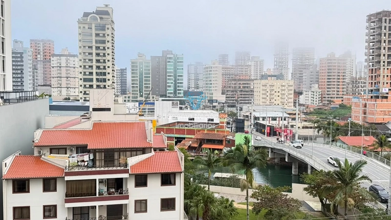 Apartamento 3 Dormitórios Sendo 3 Suítes . Quadra mar, Meia Praia.: 20ª foto da galeria de imagens do imóvel