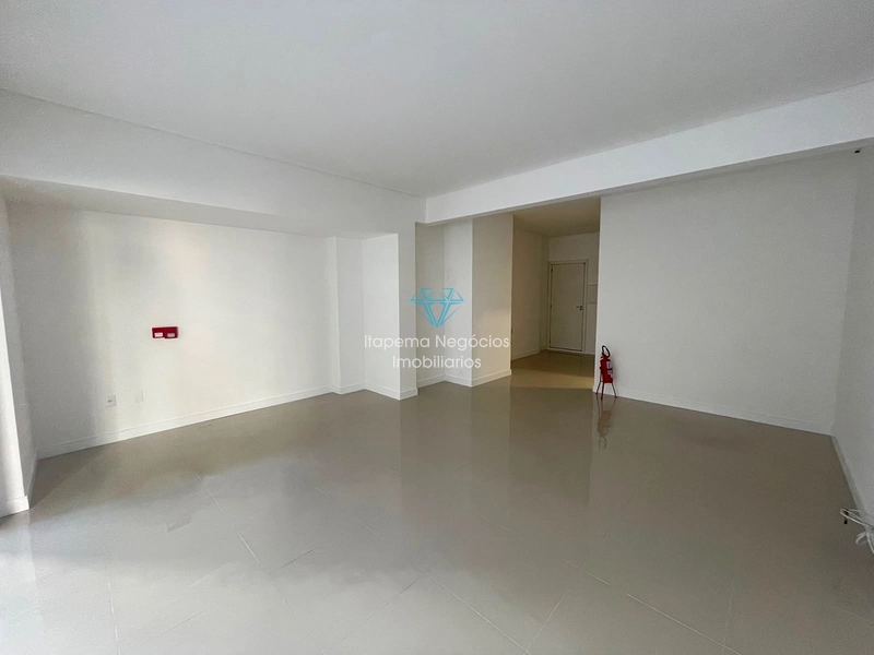 Sala comercial para alugar na, Meia Praia, Itapema.: 3ª foto da galeria de imagens do imóvel