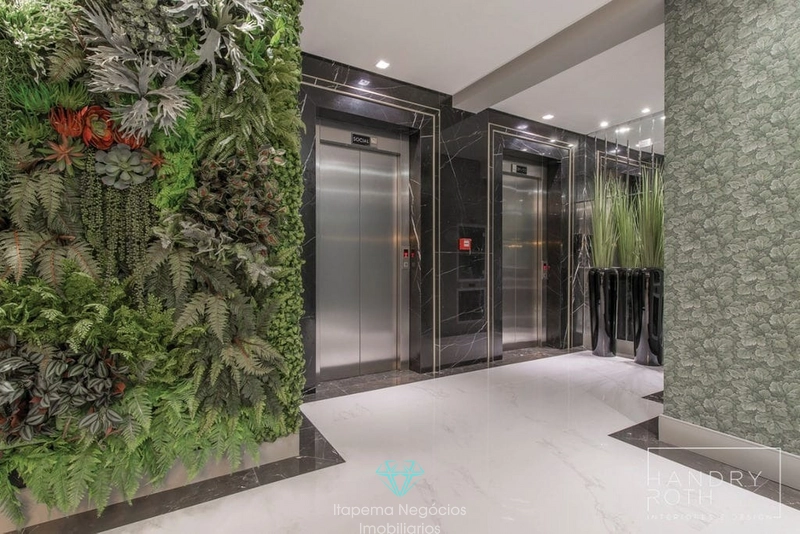 APARTAMENTO EM MEIA PRAIA ITAPEMA - 4 SUÍTES, 5 VAGAS - MOBILIADO.: 4ª foto da galeria de imagens do imóvel