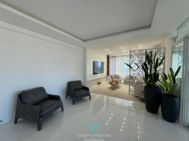 APARTAMENTO EM MEIA PRAIA ITAPEMA - 4 SUÍTES, 5 VAGAS - MOBILIADO.: 5ª foto da galeria de imagens do imóvel