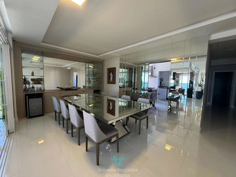 APARTAMENTO EM MEIA PRAIA ITAPEMA - 4 SUÍTES, 5 VAGAS - MOBILIADO.: 34ª foto da galeria de imagens do imóvel