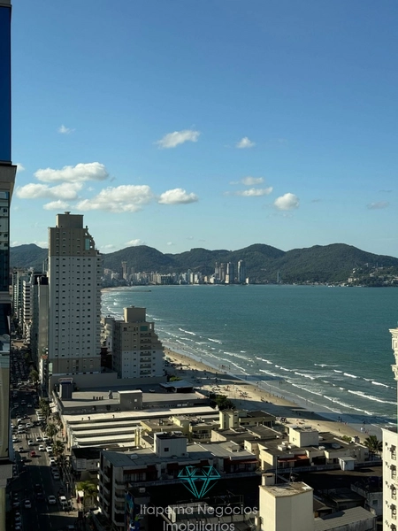 APARTAMENTO EM MEIA PRAIA ITAPEMA - 4 SUÍTES, 5 VAGAS - MOBILIADO.: 7ª foto da galeria de imagens do imóvel
